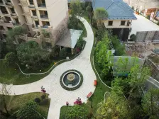 此房满2年 视野开阔全景望秀湖公园 南北朝向 采光充足