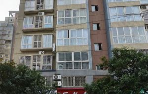 金都苑4室2厅东
