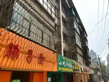 永昌路单位小区有院子停车方便,步行街