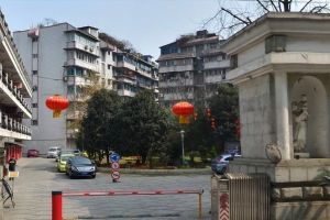 锦阳阁3室2厅西南
