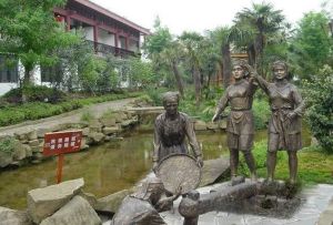 芙蓉古城紫云园4室2厅南