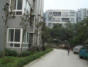 万家华庭2室2厅西南