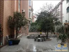 东乐花园在售靓三边路的300方别墅,位置安静舒适