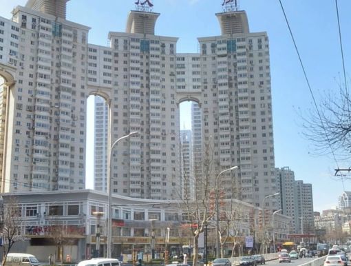 科技广场2室1厅1卫东南朝向2650.00元/月出租