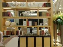 精装正2室 邻地铁3号线150米 万达广场