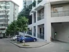 满五年唯一,产权清晰近同济地铁口,复式三房