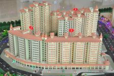 星河湾菜市场 星河湾 电梯大三房 精装修 拎包住格局好