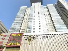 南关十字复试楼诚心出售,地铁公交均有,很方便。