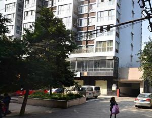临江路7号1室1厅西南西