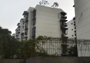 草堂雅居4室2厅西南