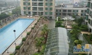 锦龙站地铁口顺联广场旁3房,满两年