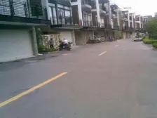 凯丽山庄 5室3厅 南