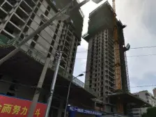 静宁路 黄河边 四室两厅 全天太阳 视野好