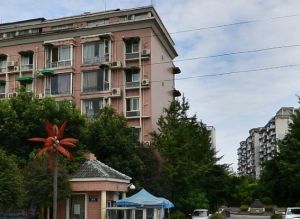 西城花园4室2厅南北