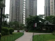 小区大平层单位装修新,视野开阔,生活便利,小区管理