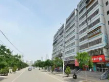 荣成家园精装房,采光充足,配套设施齐全,交通便利