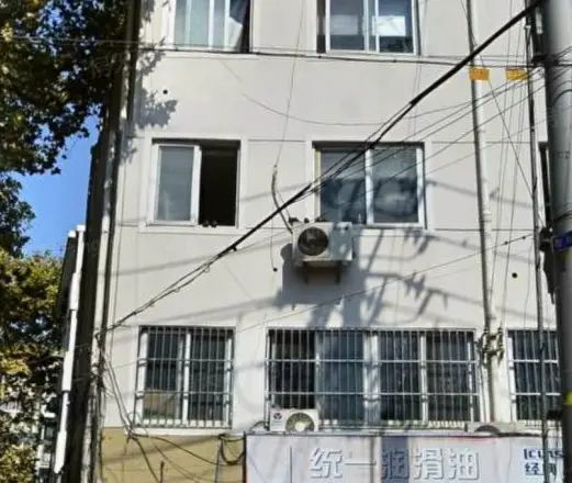萨家湾陵村
