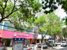 科苑一区,业主诚心出售可按揭全款,院子大停车方便