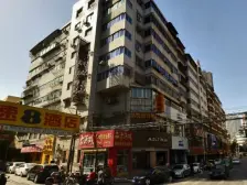 成交好房,请大家多多带看,看房有钥匙