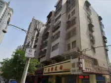 房子产权清晰,房子的前后没有遮挡,采光无遮挡