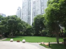 此房是办公楼 户型方正 前无遮挡 注册公司