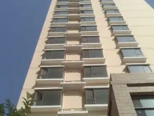 房子户型方正,中高楼层,视野宽阔,出行方便