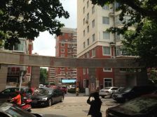 濠河旁电梯复式 6房 空间大 二附启秀