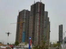 前排河景采光就是好 中集幸福里148平