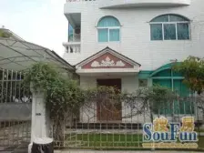 实用有990方,带400方花园 位置安静 舒适