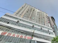 新上全朝南的三居室,电梯房,中间楼层采光无遮挡。