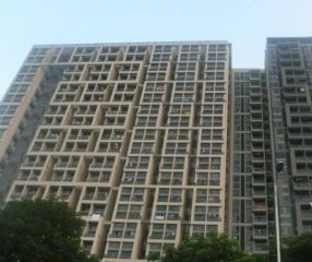 恒龙豪苑 精装三房 户型方正 交通便利