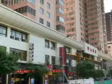 房子东南朝向,楼层好,采光充足