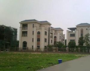 碧玉小区4房2厅2卫山景成熟社区