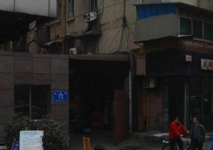 金鱼街72号2室1厅南东