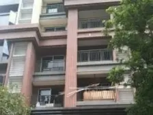 带别墅小区管理的商品房,大三房,有杂物间,有泳池