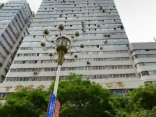 静宁路 35 正规3室2厅 南北西朝向 带固定车位楼顶花园