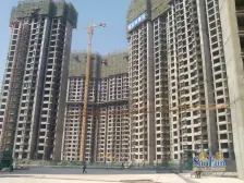 凤凰城电梯房 毛坯房 适合 改善客户 三室户型手续齐