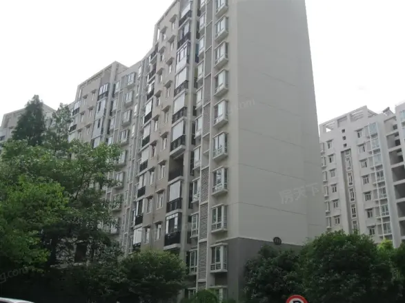 百步龙庭