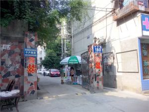 菊乐路180号2室1厅南
