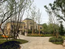 河山郡南北三居室 精装修 看房方便