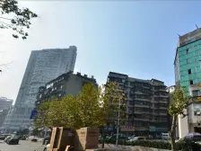 绿萝路 精装修三房 诚心出售 拎包入住