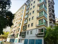 长江边,万达旁,高档小区,全明采光。优质房源。