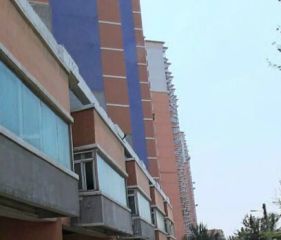 明廉,中间楼层,简单装修,采光好
