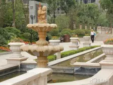 此房临河观景,中高楼层,视野开阔,自住装修