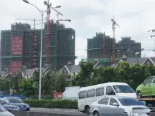 主卧朝南,环境优美,小区中心位置,居家装修