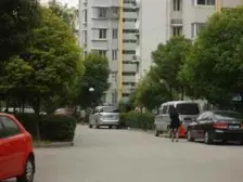 地铁近,公园近,配套相对完善,赞赞赞赞赞赞