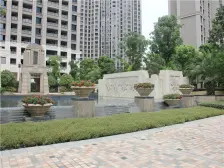 精装修,装修齐全,精装好房,闹中取静