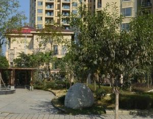 尚林花园4室2厅西南