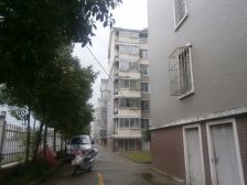 一中旁边东大公寓电梯中低层H户型