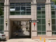 民勤街35 中间楼层 楼下公交站地铁站不足三百米随时看